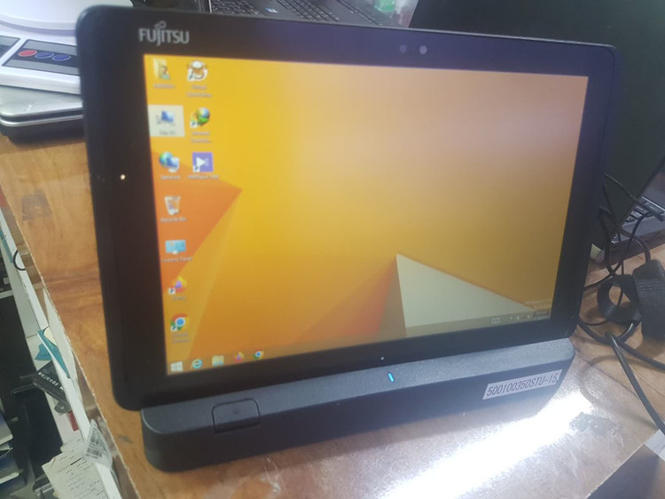 تبلت فوجیتسو (استوک) Q508 | حافظه 128 رم 4 گیگابایت بعلاوه داکت قلم و شارژر