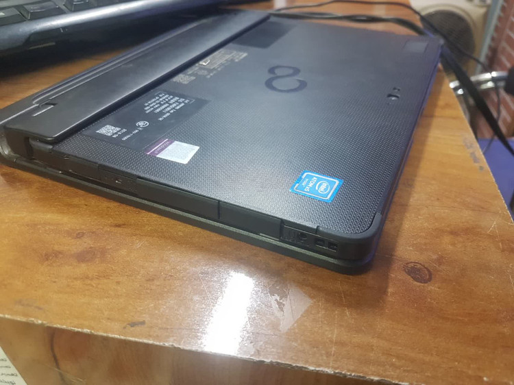 تبلت فوجیتسو (استوک) Q508 | حافظه 128 رم 4 گیگابایت